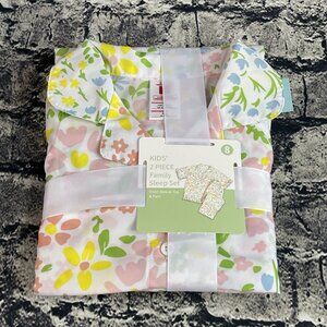 Family Sleep Kid's Girl's 8 Floral 2-Pc Short Sleeve Top & Pant PJ Set